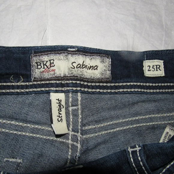 BKE Sabrina Medium Wash Straight Jeans Size 25R - Picture 6 of 6